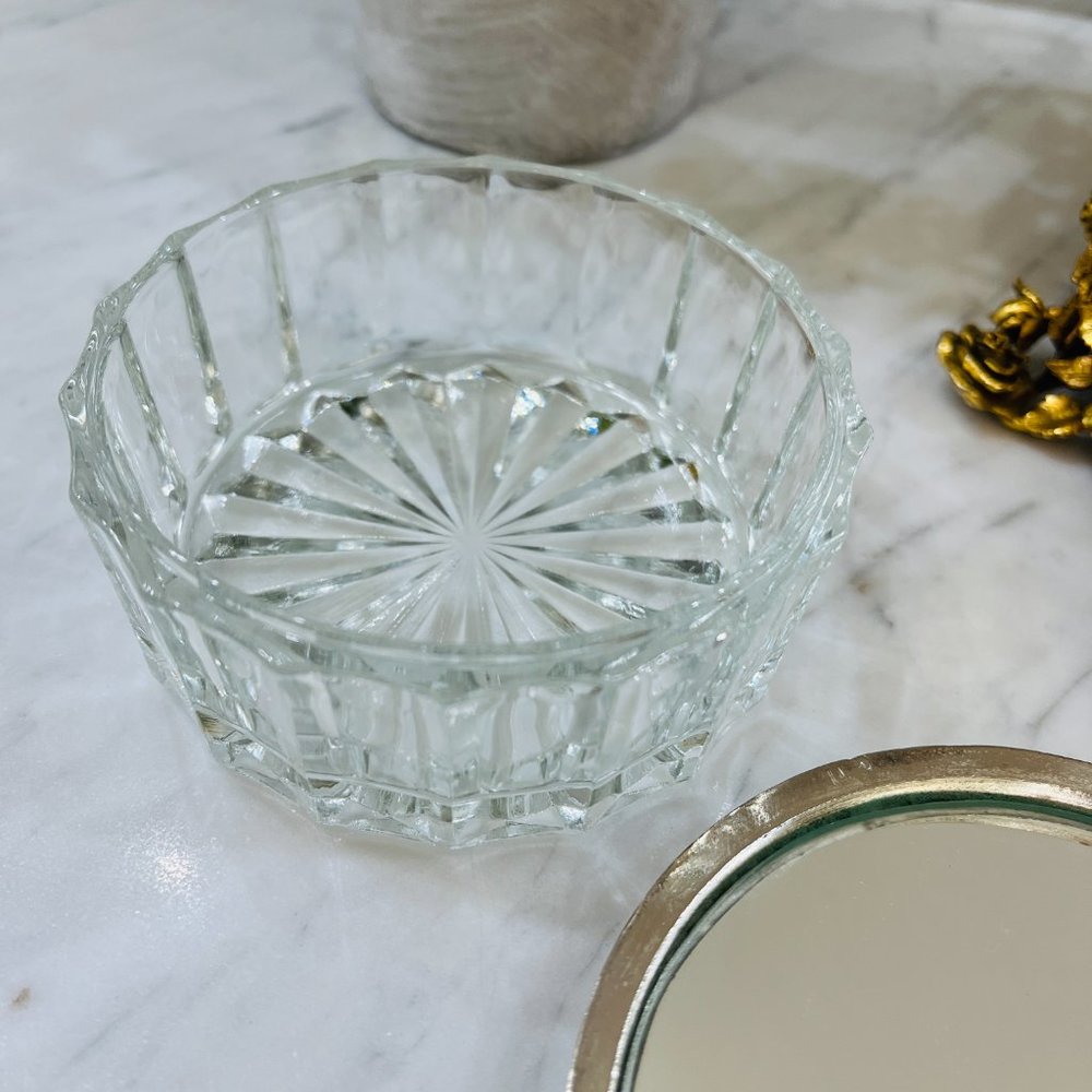 VTG silver and glass vanity bowl with mirror - Picture 8 of 9